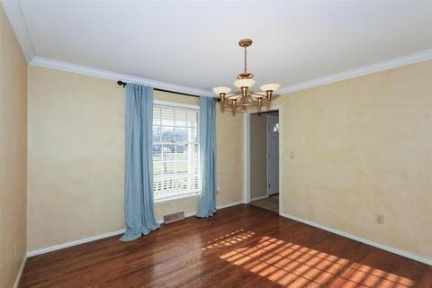 442 Tipton Ct, Cincinnati, OH 45231 photo 8