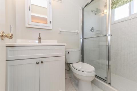 442 Tipton Ct, Cincinnati, OH 45231 photo 14