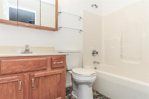 1204 Thomas Ct, Lincoln Heights, OH 45215 photo 25