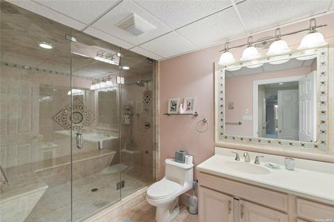 9447 Bluewing Ter, Blue Ash, OH 45241 photo 24