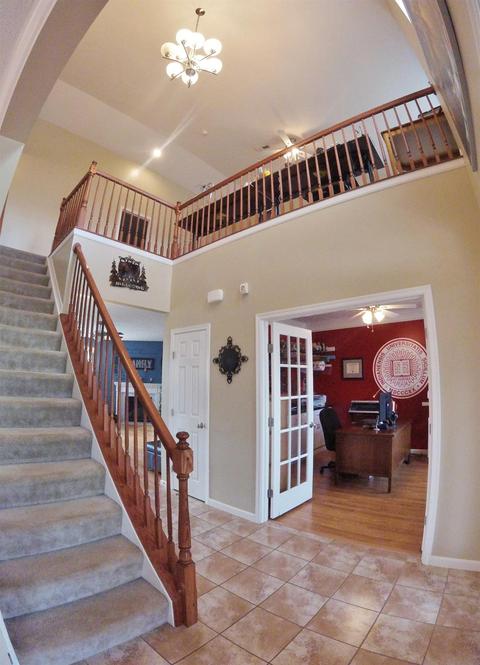 953 Spruce Gln, Morrow, OH 45152 photo 2