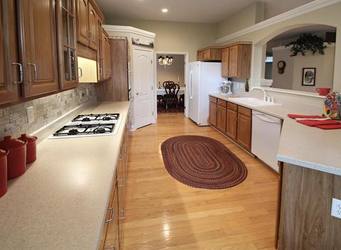 3521 Macpherson Pl, Cincinnati, OH 45245 photo 5