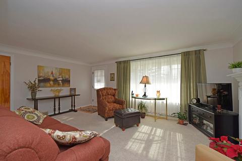 516 Auxier Dr, Cincinnati, OH 45244 photo 5