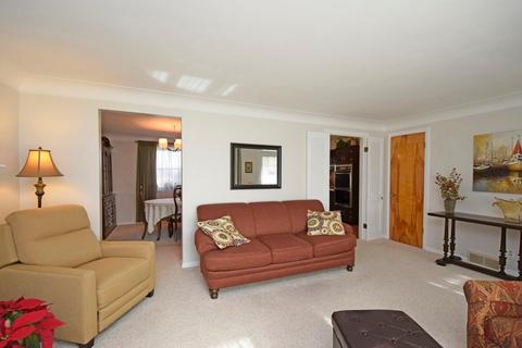 516 Auxier Dr, Cincinnati, OH 45244 photo 6