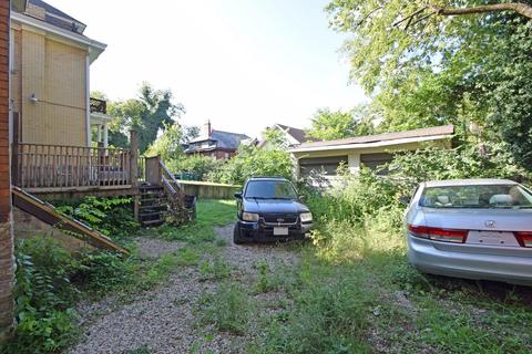 3223 Gilbert Ave, Cincinnati, OH 45207 photo 2