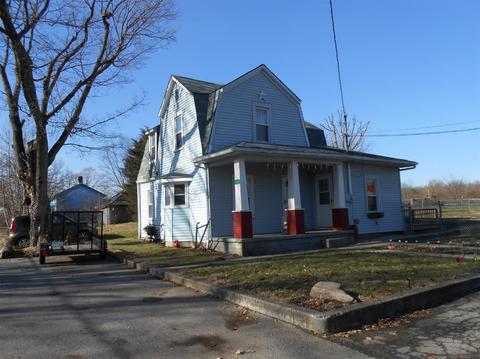 162 Maple St, West Elkton, OH 45070 photo 2
