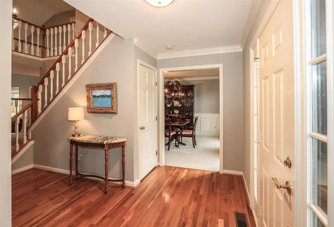 8007 Ashley View Dr, Cincinnati, OH 45227 photo 4