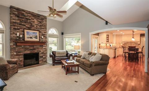 8007 Ashley View Dr, Cincinnati, OH 45227 photo 6