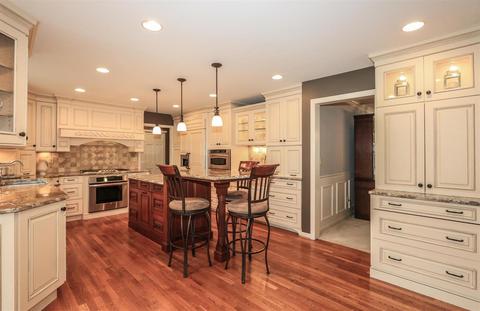 8007 Ashley View Dr, Cincinnati, OH 45227 photo 13