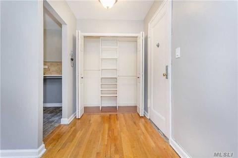 2388 Cranbrook Dr, Cincinnati, OH 45231 photo 8