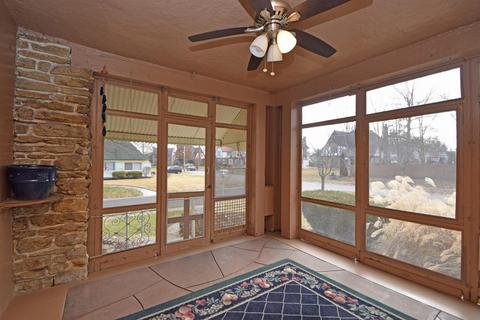 4501 Perth Ln, Cincinnati, OH 45229 photo 3