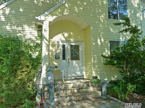 8446 Forest Rd, Cincinnati, OH 45255 photo 3