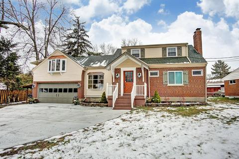 8446 Forest Rd, Cincinnati, OH 45255 photo 2
