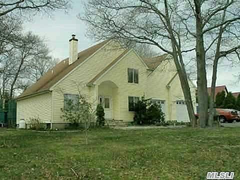 8446 Forest Rd, Cincinnati, OH 45255 photo 1