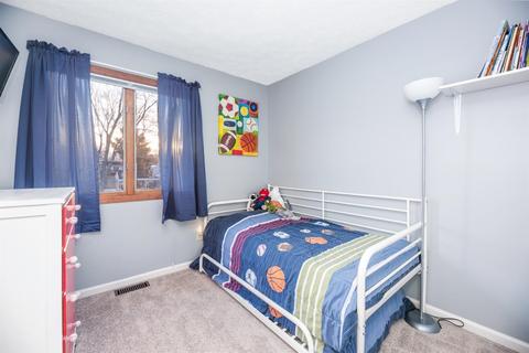 4841 Stoneybrook Rd, Cincinnati, OH 45244 photo 17