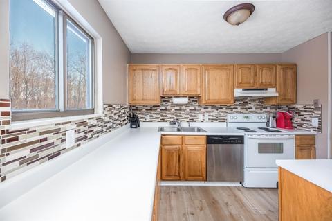 4841 Stoneybrook Rd, Cincinnati, OH 45244 photo 9