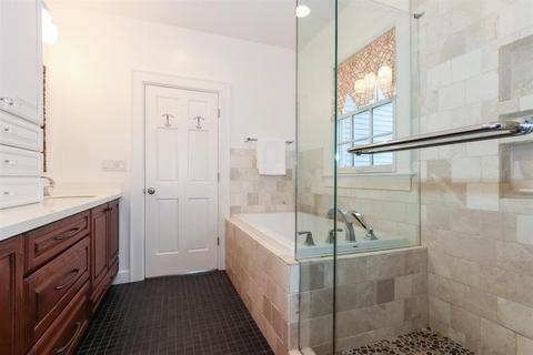 8380 Camargo Rd, Cincinnati, OH 45243 photo 13