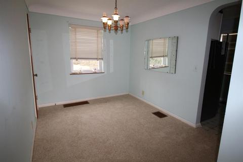 3926 Farrell Dr, Cincinnati, OH 45211 photo 7