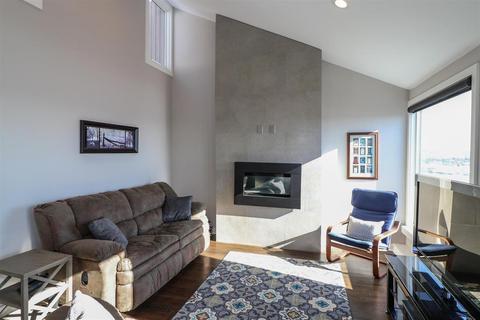 1048 Hatch St, Cincinnati, OH 45202 photo 38