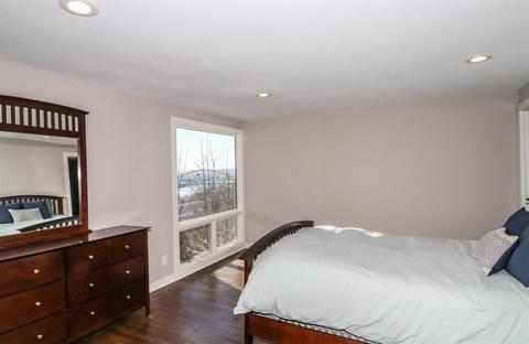 1048 Hatch St, Cincinnati, OH 45202 photo 24
