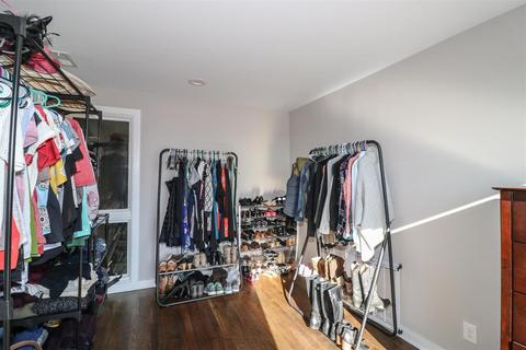1048 Hatch St, Cincinnati, OH 45202 photo 23