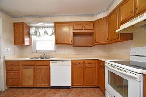 1145 Madeleine Cir, Cincinnati, OH 45231 photo 16