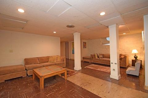 1047 Lenox Pl, Cincinnati, OH 45229 photo 33