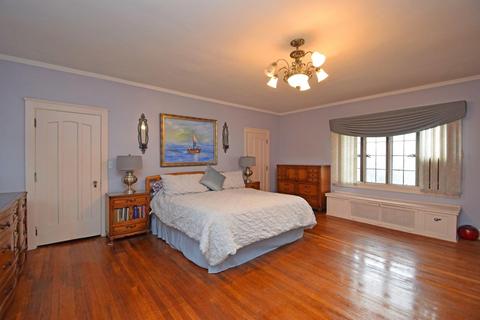 1047 Lenox Pl, Cincinnati, OH 45229 photo 24