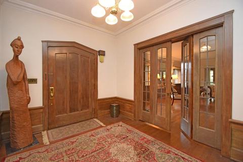 1047 Lenox Pl, Cincinnati, OH 45229 photo 6