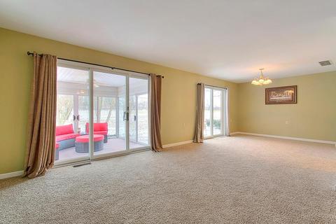 106 Lauray Dr, Georgetown, OH 45121 photo 4