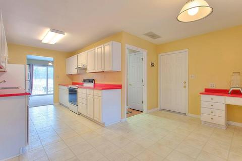 106 Lauray Dr, Georgetown, OH 45121 photo 8