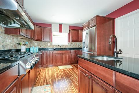 3973 Gardner Ln, Cincinnati, OH 45245 photo 10