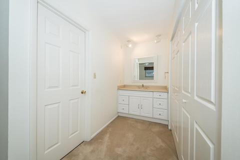 8690 Bethany Ln, Cincinnati, OH 45255 photo 16