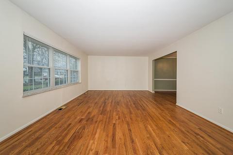 8690 Bethany Ln, Cincinnati, OH 45255 photo 5