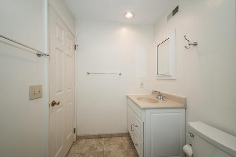 8690 Bethany Ln, Cincinnati, OH 45255 photo 17