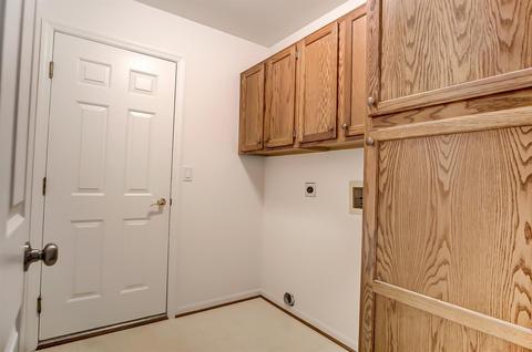 8736 Hedgerow Ln, Maineville, OH 45039 photo 9