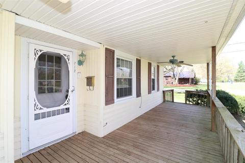 712 Hofmann St, Williamsburg, OH 45176 photo 2