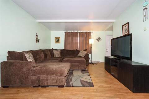 4685 Beechwood Rd, Cincinnati, OH 45244 photo 5
