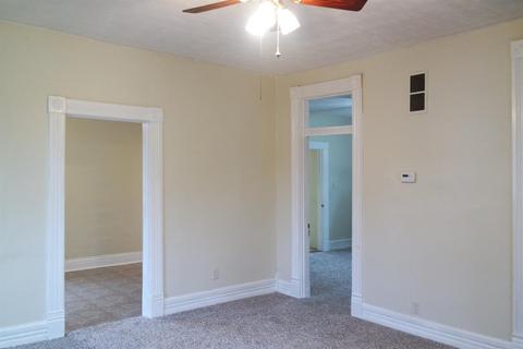 121 Central Ave, Blanchester, OH 45107 photo 3