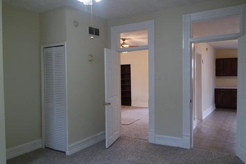 121 Central Ave, Blanchester, OH 45107 photo 8
