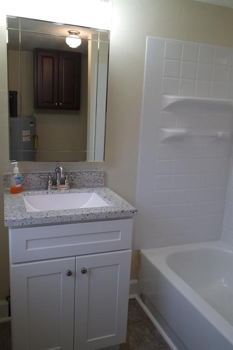 121 Central Ave, Blanchester, OH 45107 photo 10