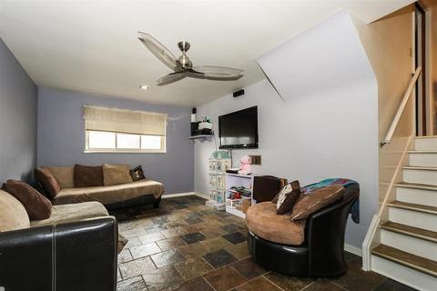 897 Compton Rd, Cincinnati, OH 45231 photo 6