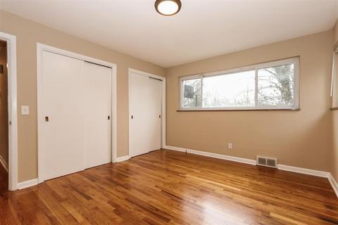 8805 Constance Ln, Cincinnati, OH 45231 photo 13