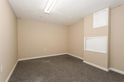 8805 Constance Ln, Cincinnati, OH 45231 photo 16