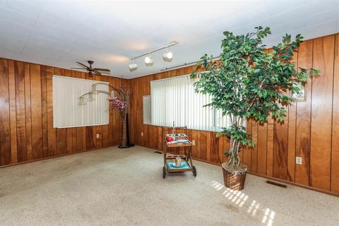 5302 Fox Rd, Cincinnati, OH 45239 photo 8