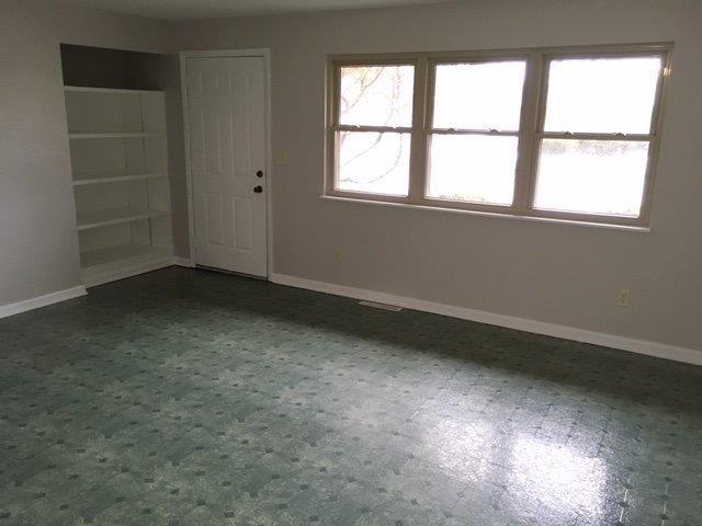  190 Kenyon Dr, Wilmington, OH 45177 photo 3