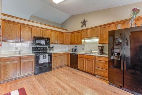 7239 Brookstone Dr, Franklin, OH 45005 photo 12