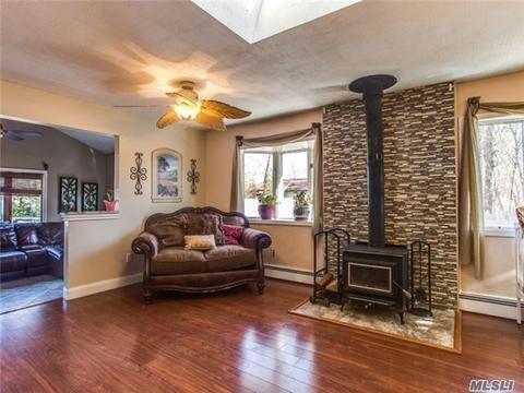 9684 Pippin Rd, Cincinnati, OH 45231 photo 2