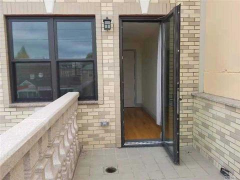 33 Mcmicken Ave, Cincinnati, OH 45202 photo 5