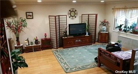21 Maple St, Reading, OH 45215 photo 4